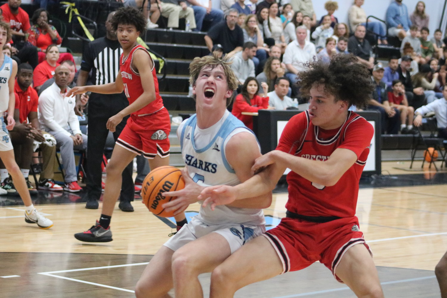 Luke Pirris of Ponte Vedra works for position in the post.
